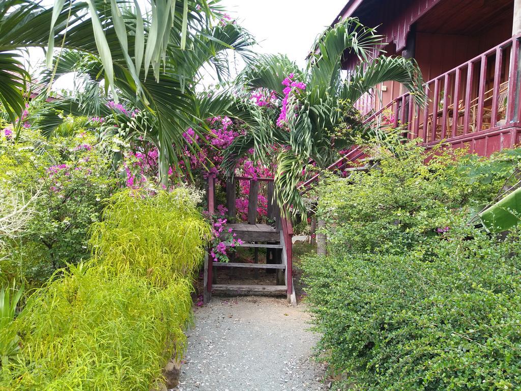 Khmer House Bungalow Otel Kep Dış mekan fotoğraf